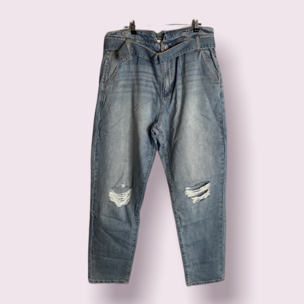 KanCan hi rise belted paper bag style baggy distressed jeans womens size 31